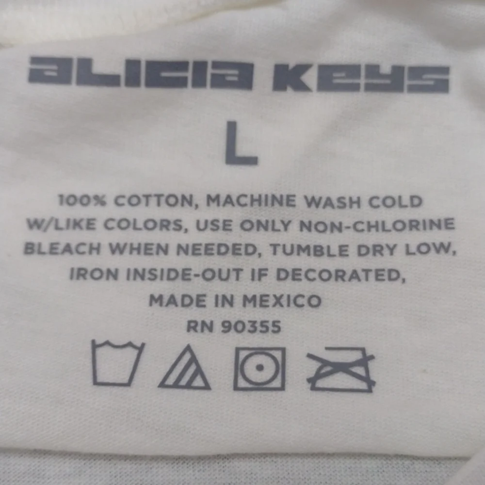Alicia Keys Cream Cotton Graphic T-Shirt, Size: XS / S / M / L / XXL - Picture 5 of 6